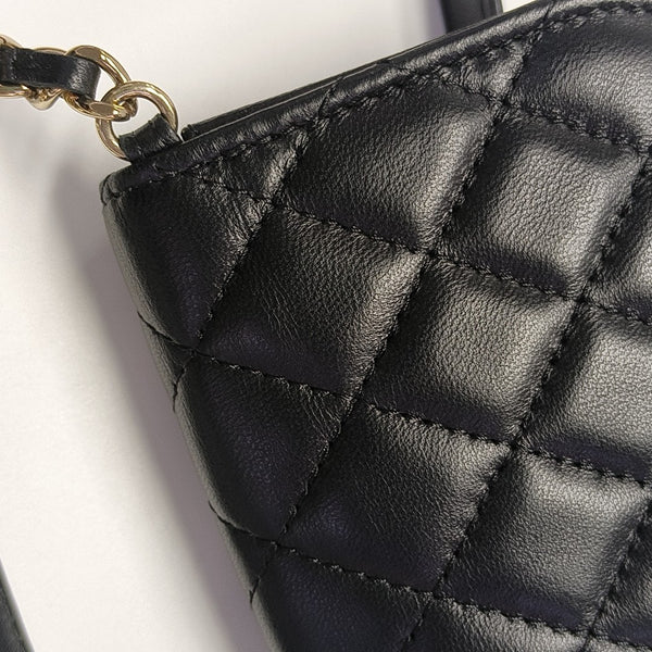 Quilted Lambskin Belt Bag Black