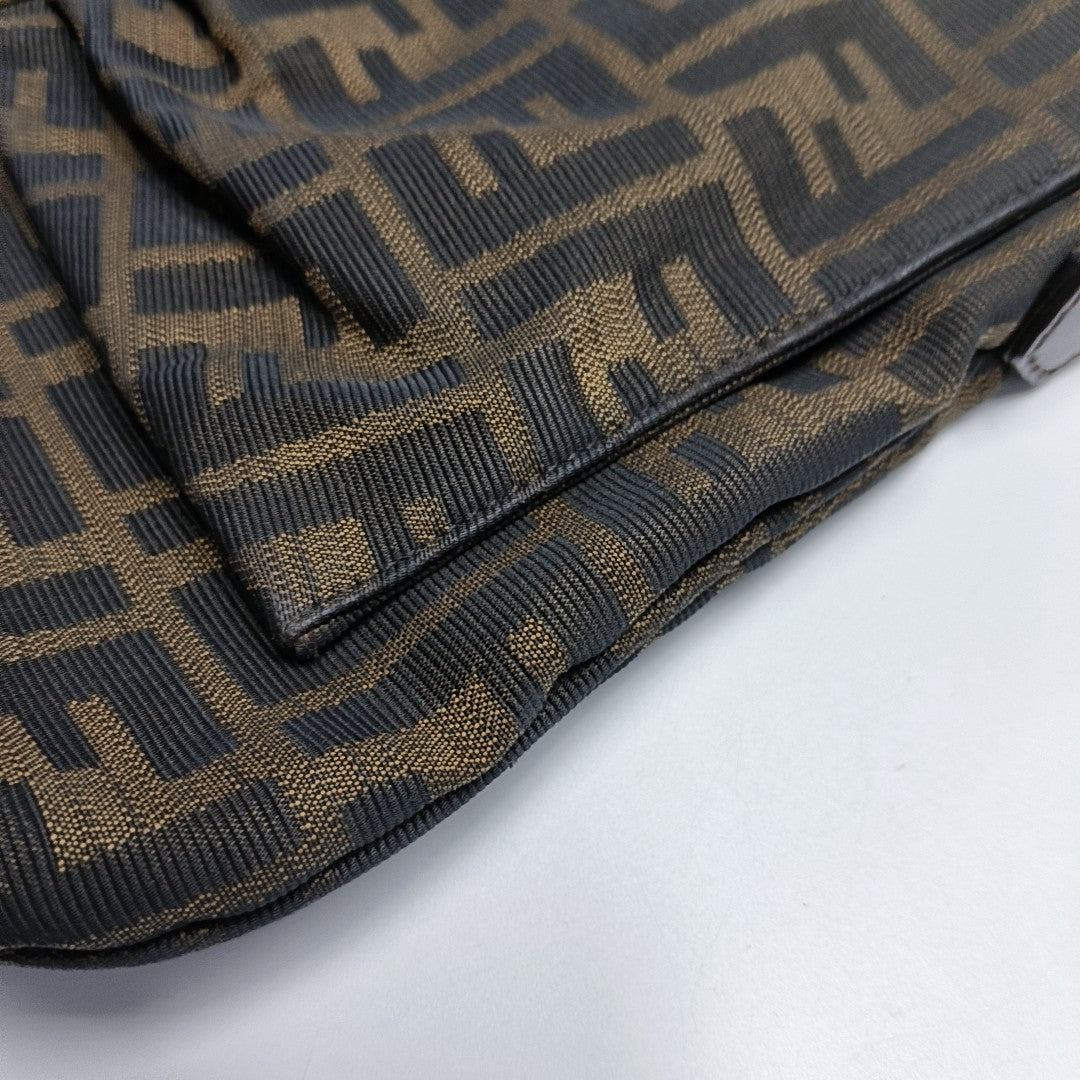 Mia Canvas Brown