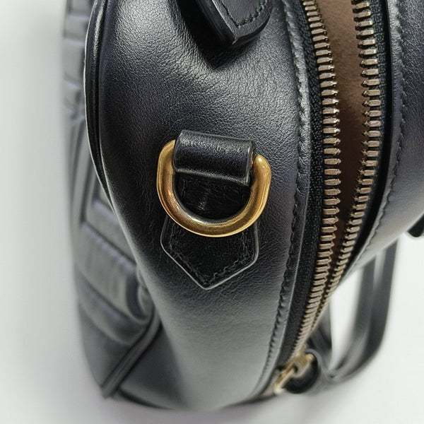 Authenticated pre-owned  GG Marmont Quilted Calfskin Black - Shoulder Bag at Looply