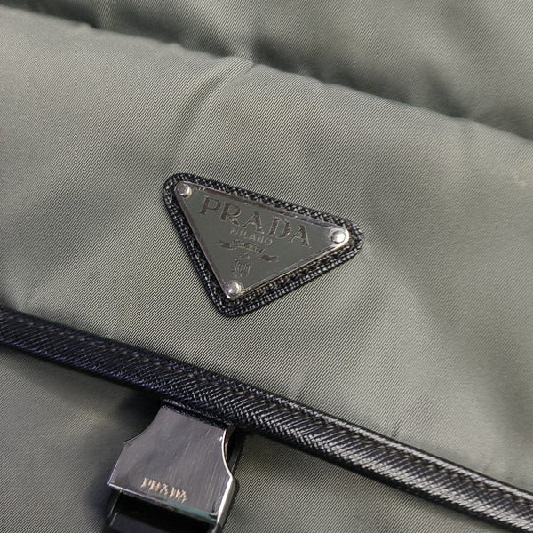 Nylon Gray