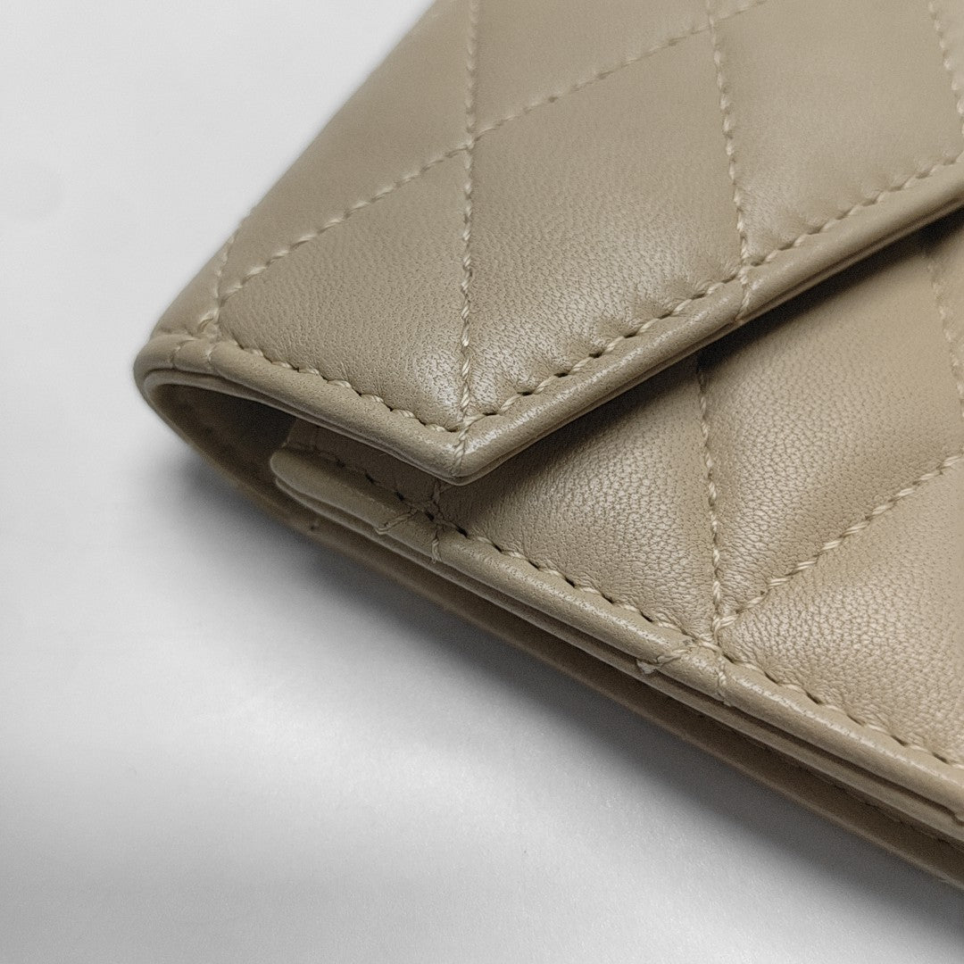 SADE Quilted Lambskin Beige