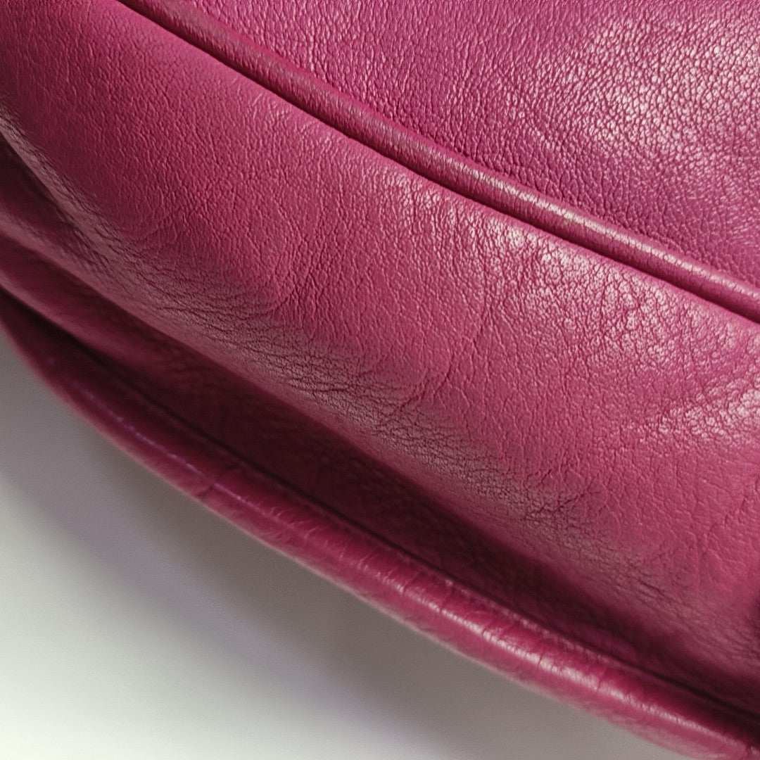 Heritage Medium Calfskin Red