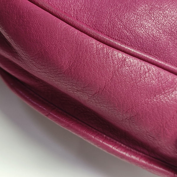 Heritage Medium Calfskin Red