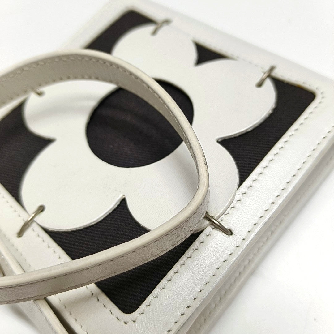 Calfskin White