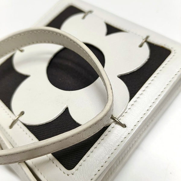 Calfskin White