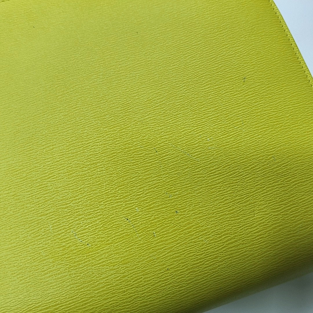 CLASSIC BOX Calfskin Yellow