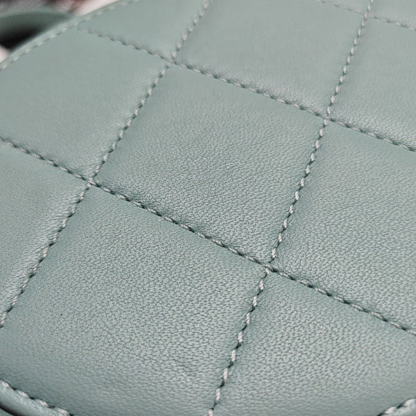 Round Vanity Quilted Lambskin Blue