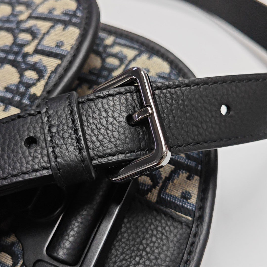 Gallop Oblique Canvas Black
