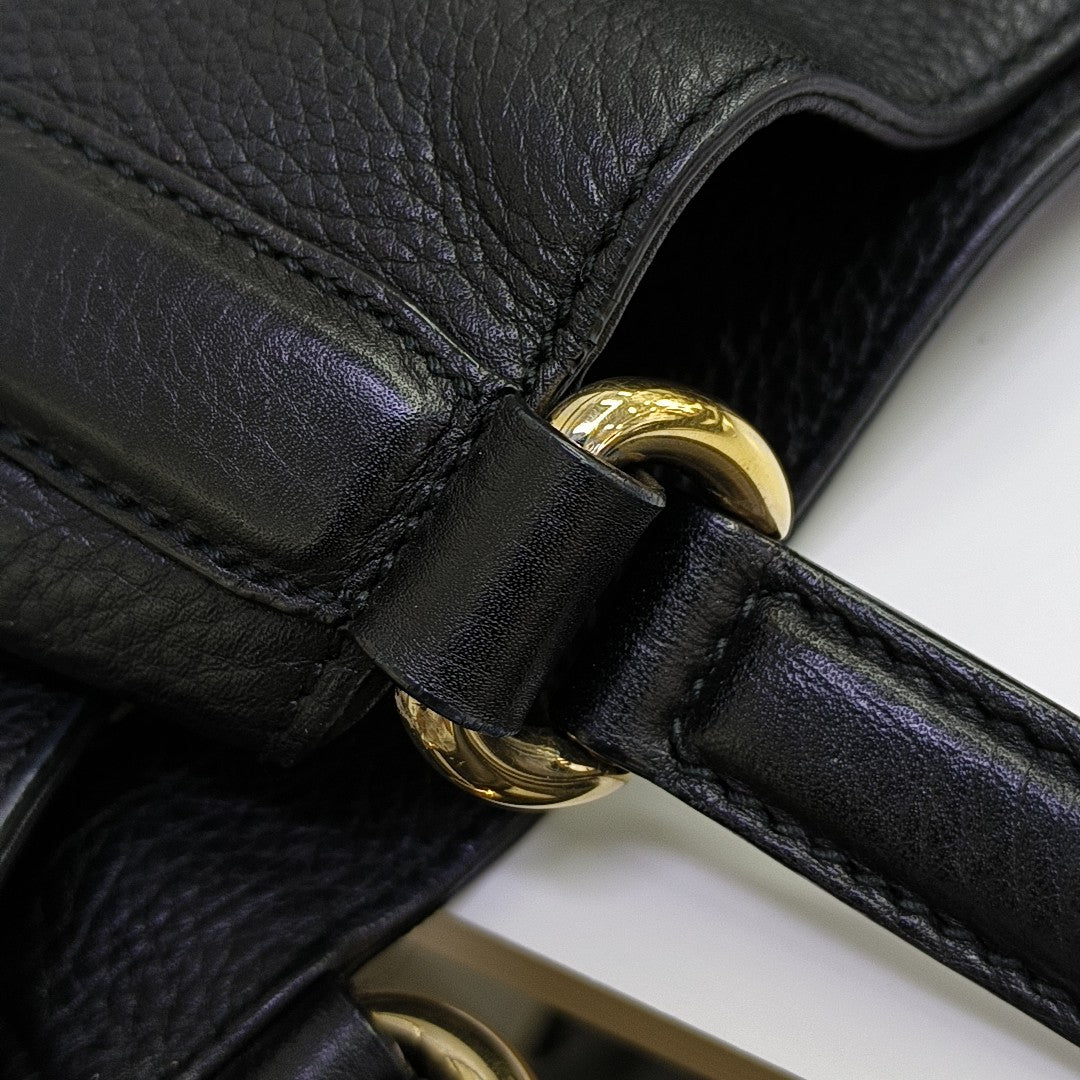 Soho Medium Calfskin Black