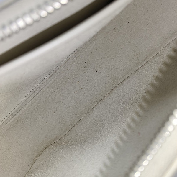 AVA Medium Calfskin White