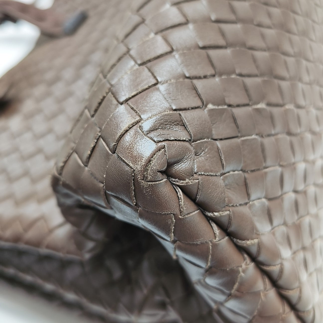 Roma Medium Calfskin Brown