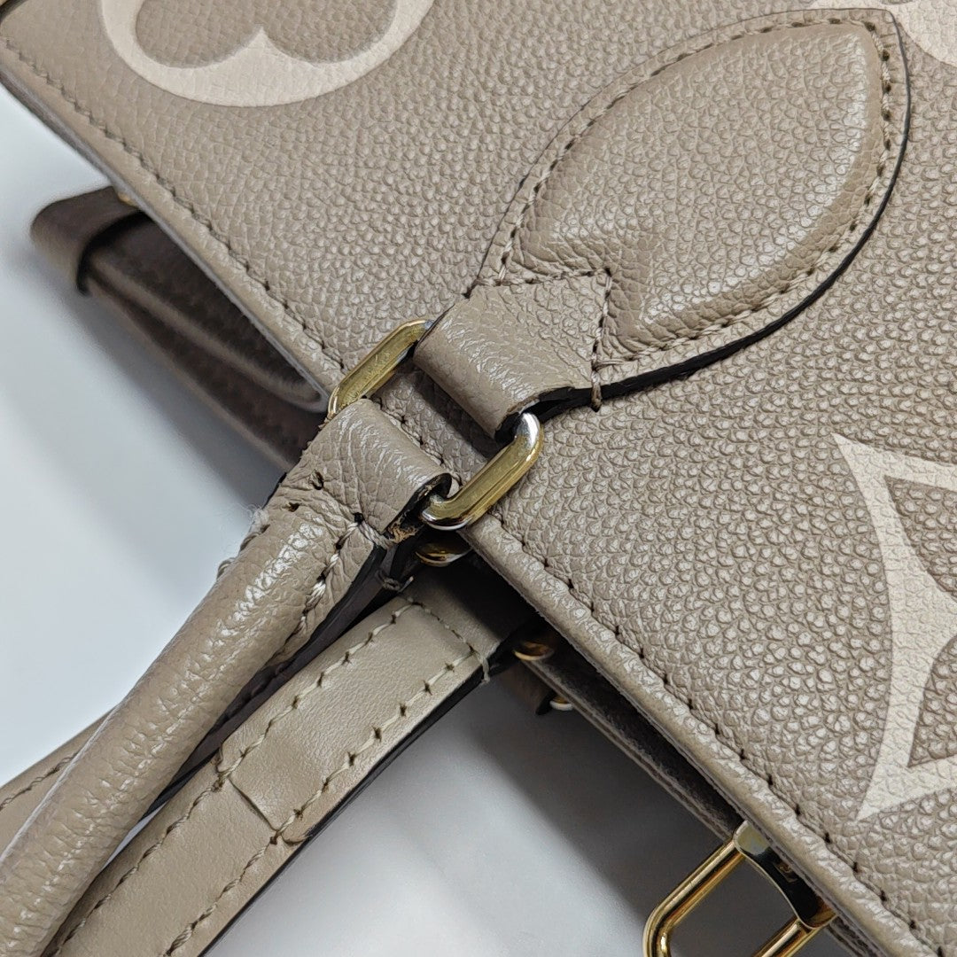 ONTHEGO MM Monogram Calfskin Gray