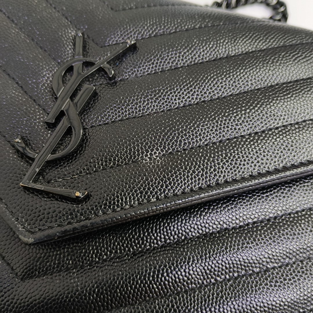 MONOGRAM Medium Chevron Calfskin Black