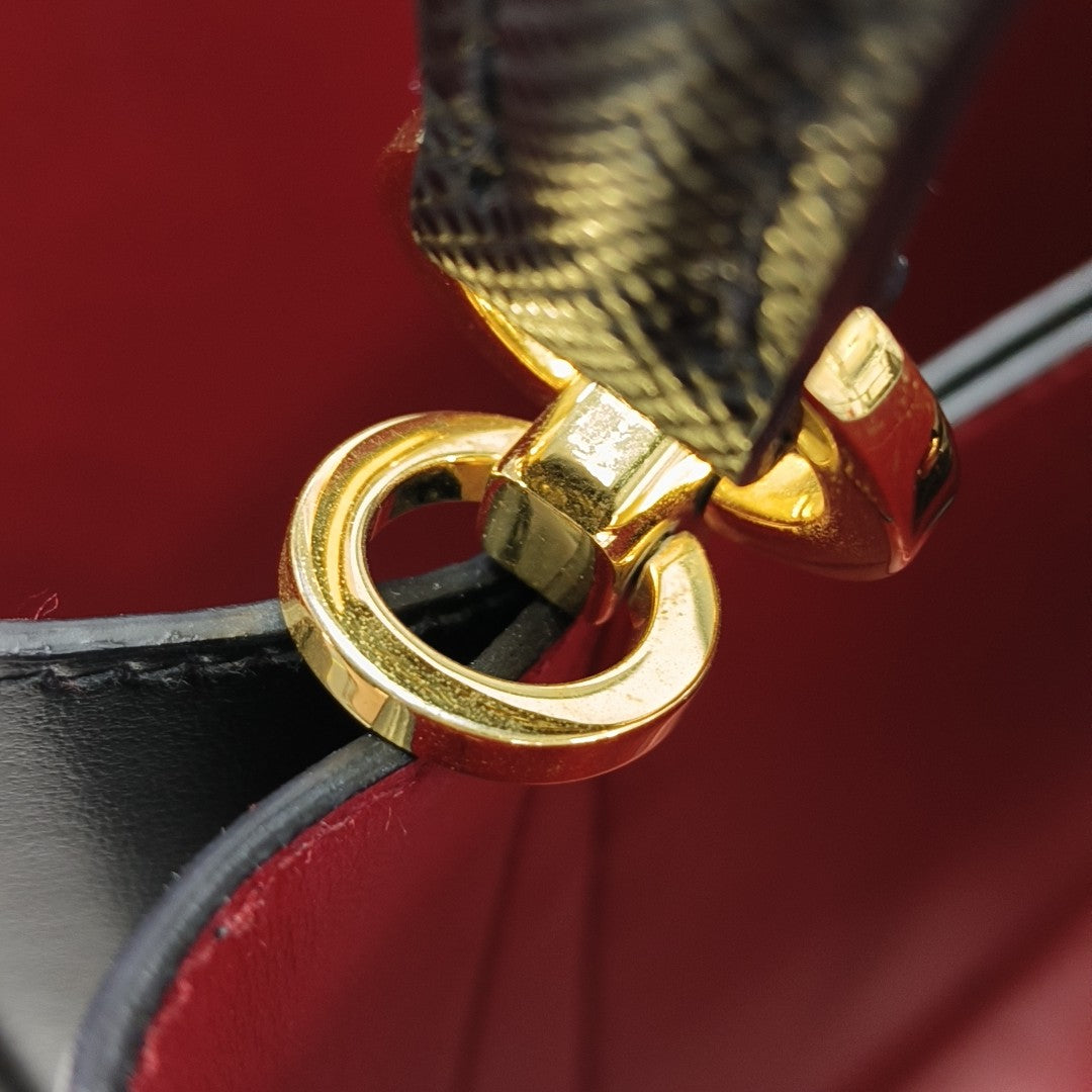 Panier Medium Saffiano Calfskin Black