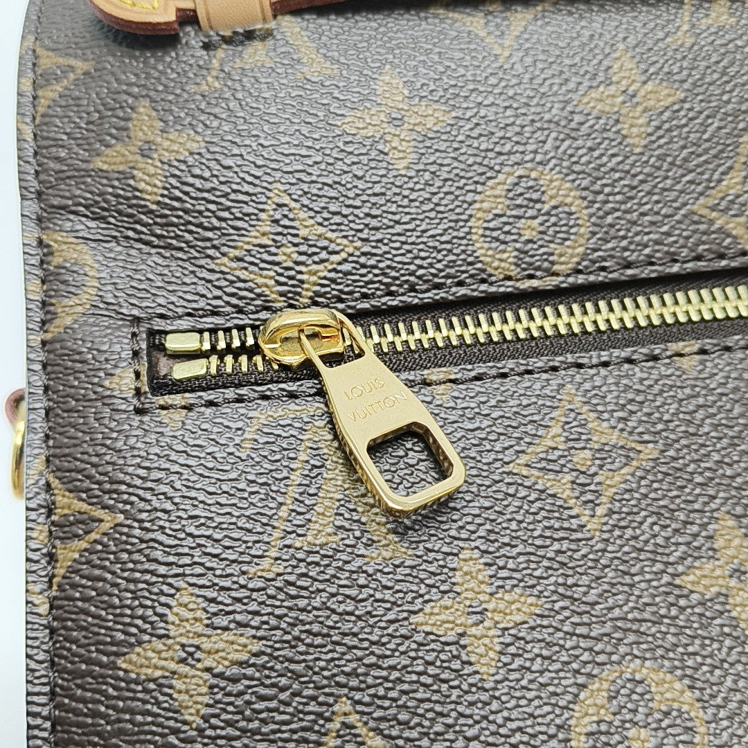 MÉTIS MM Monogram Coated Canvas Brown