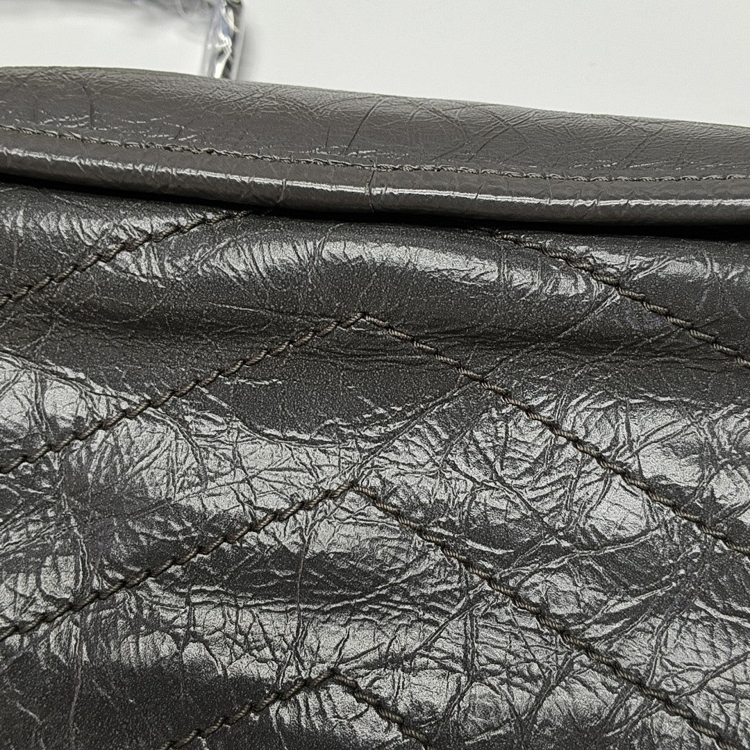 NIKI Small Chevron Calfskin Gray