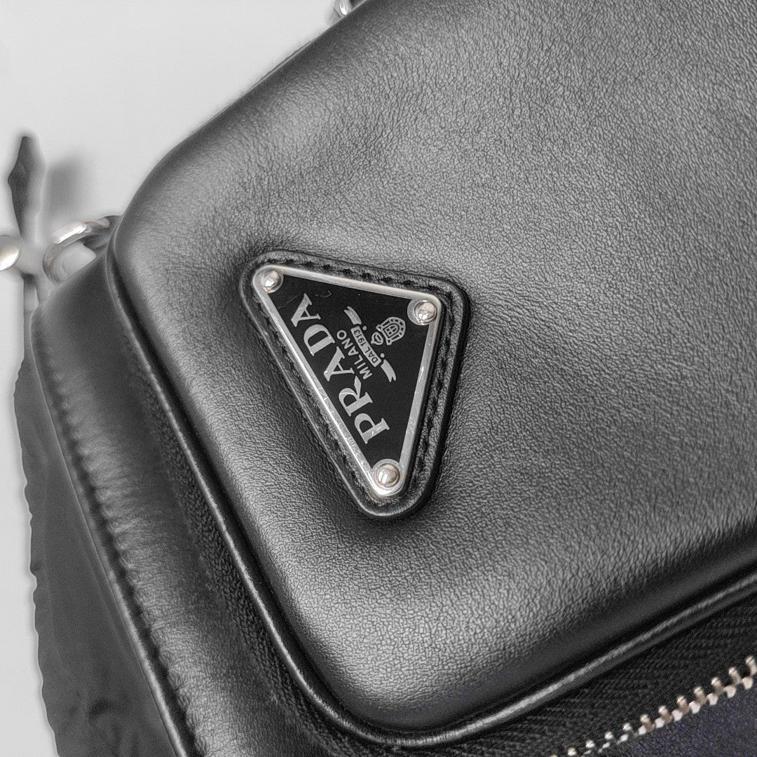 Nylon Calfskin Black