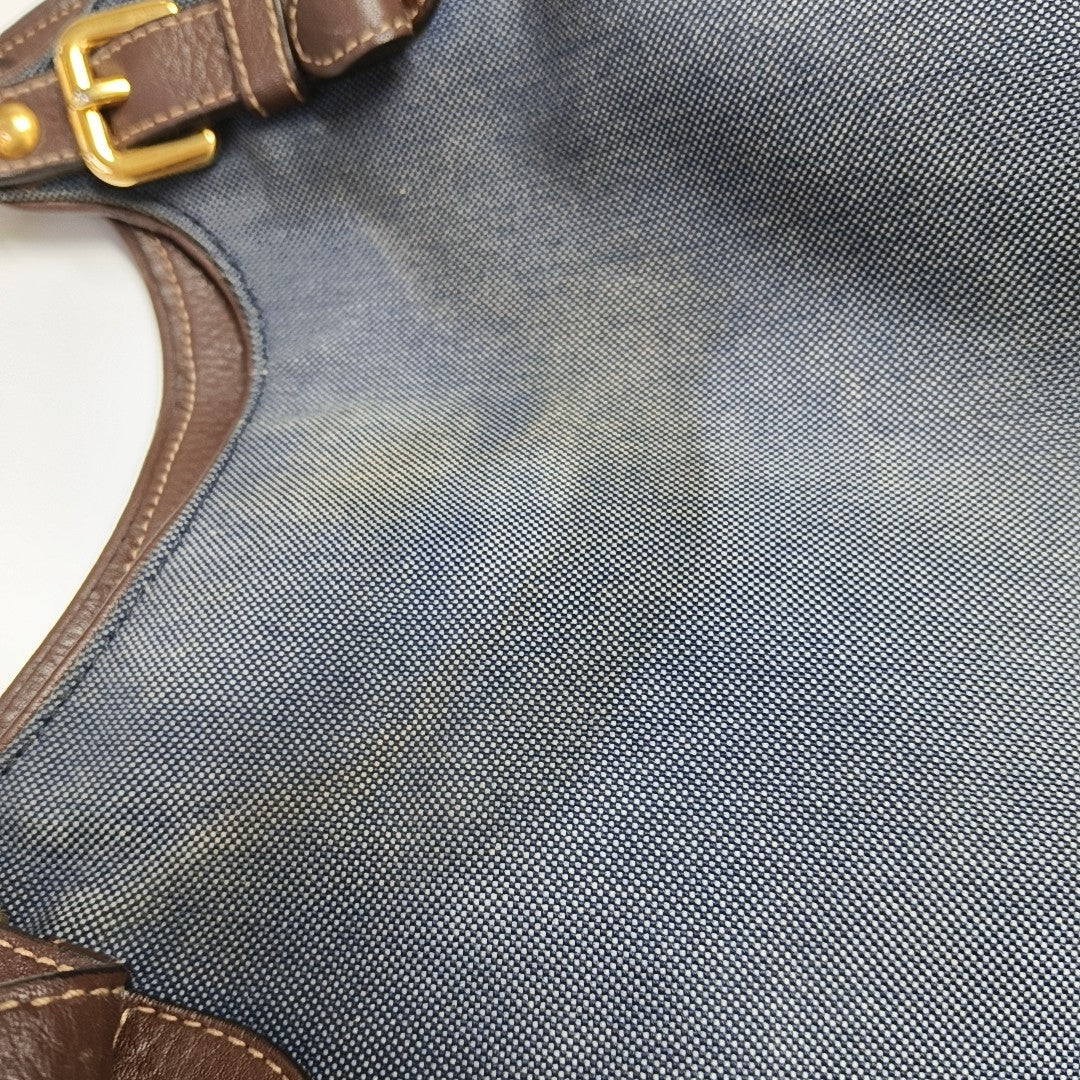 Canvas Blue
