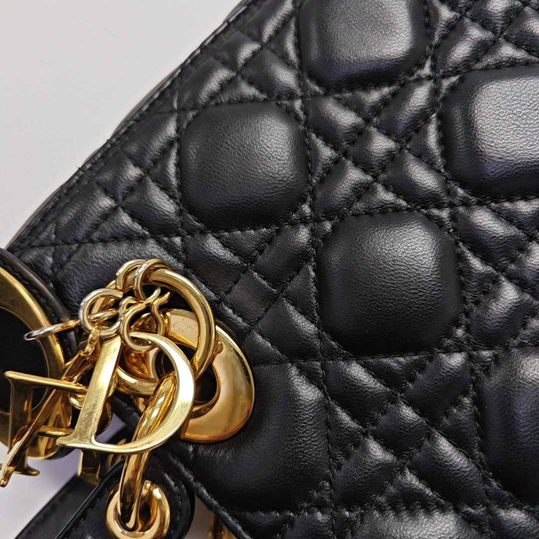 Lady Dior Medium Cannage Lambskin Black