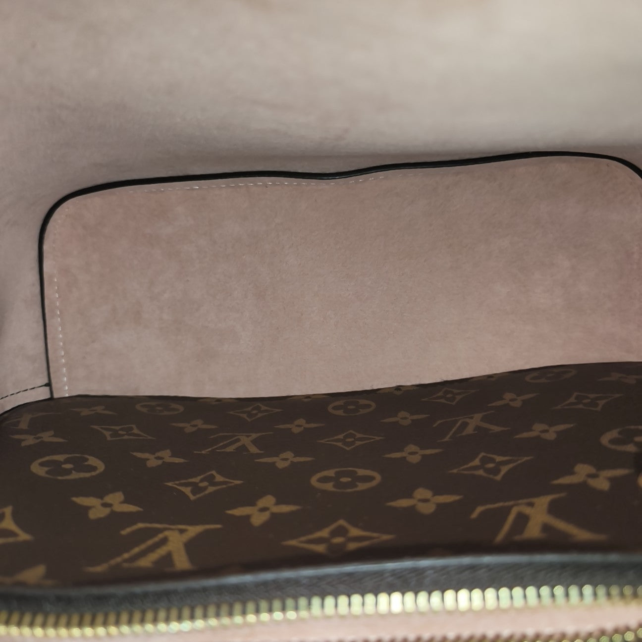NÉONOÉ MM Monogram Coated Canvas Brown