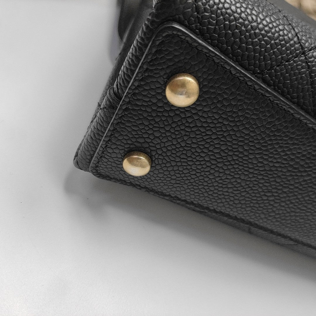 Quilted Grained Calfskin Shoulder Bag Black