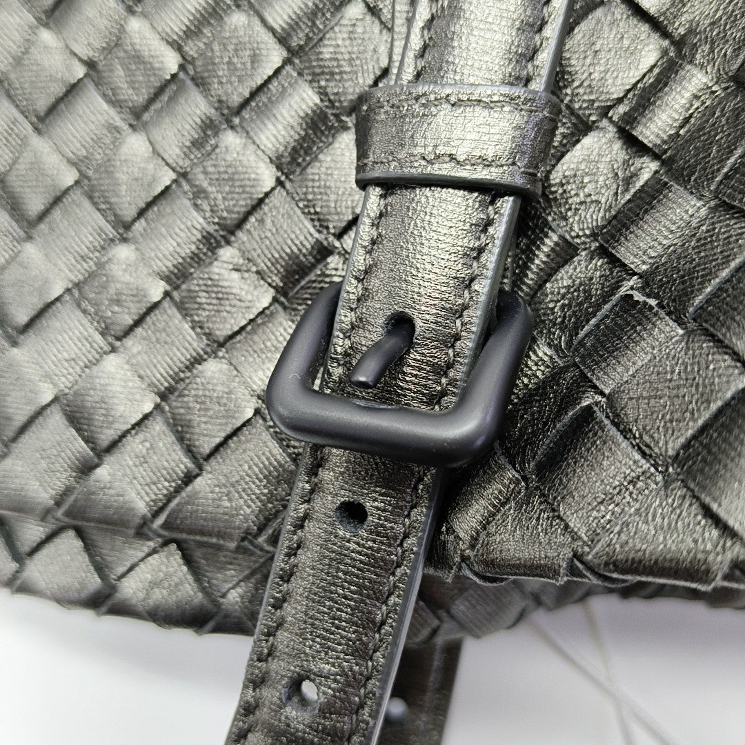 Cesta Calfskin Gray