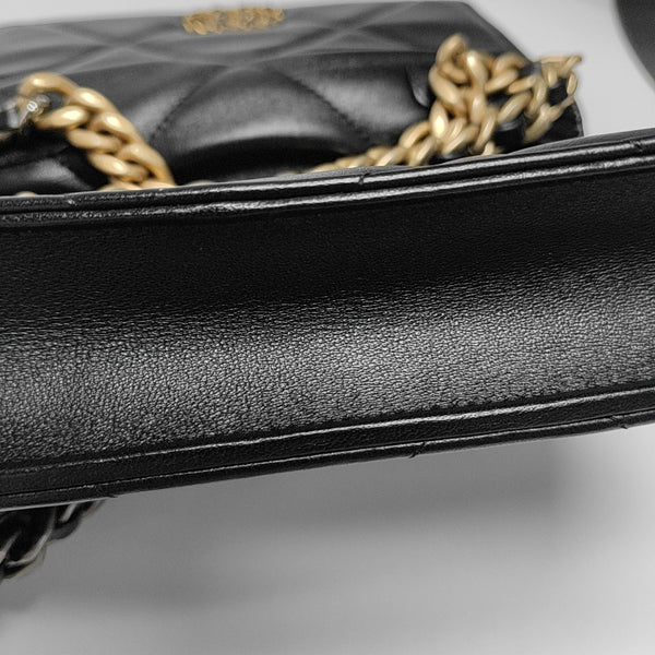 CHANEL 19 WOC Quilted Lambskin Black