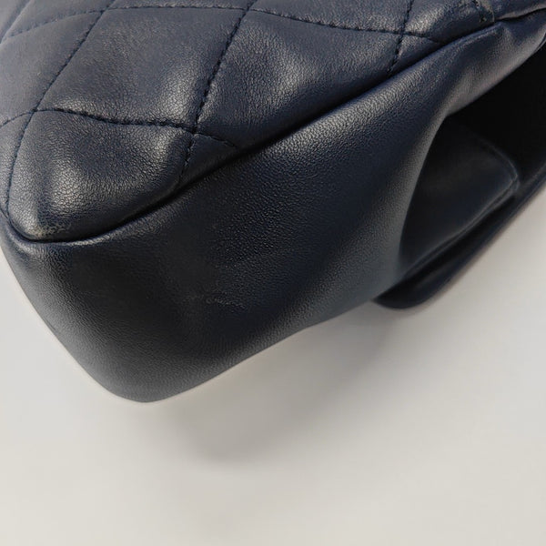 IN THE LOOP Quilted Lambskin Blue