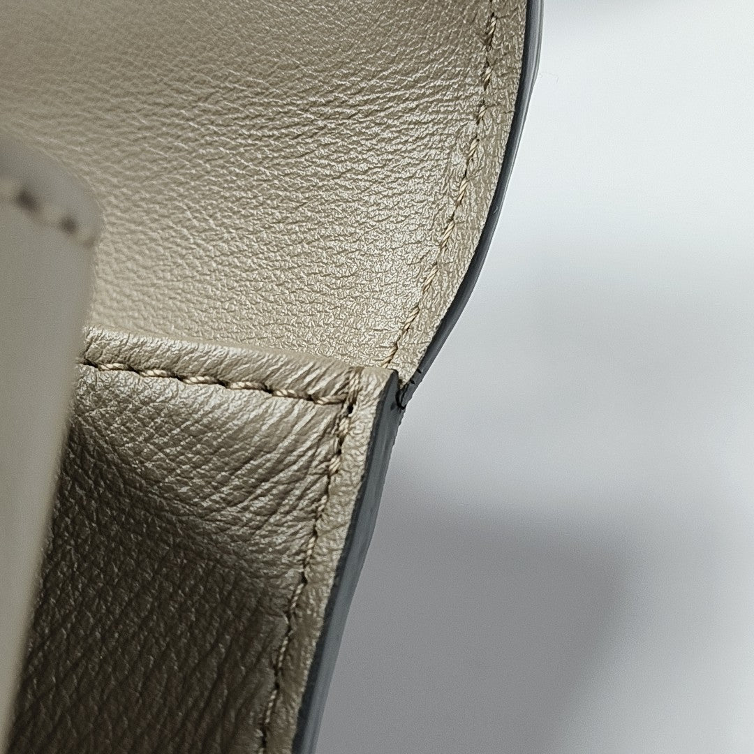 Tempête Medium Calfskin Gray