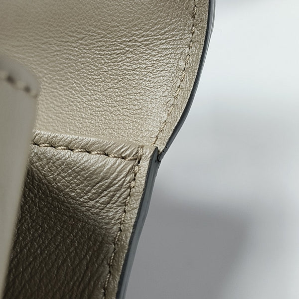 Tempête Medium Calfskin Gray