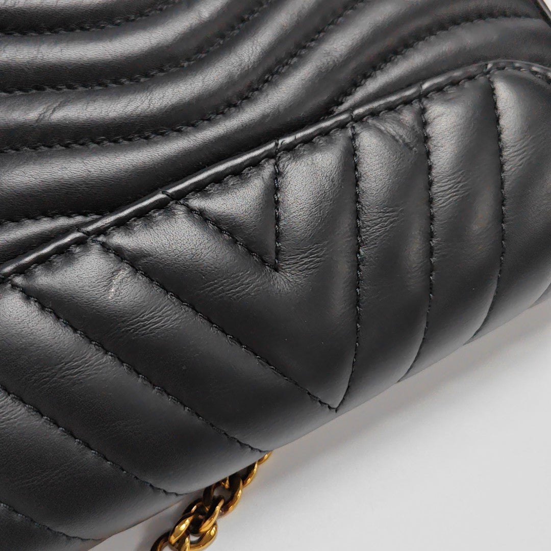 NEW WAVE Quilted Calfskin Black