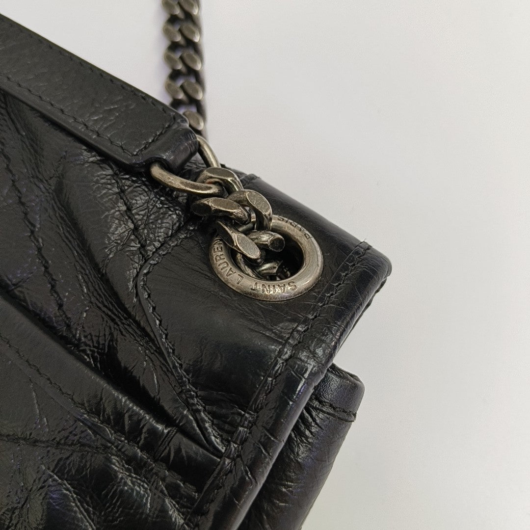 NIKI Medium Chevron Calfskin Black