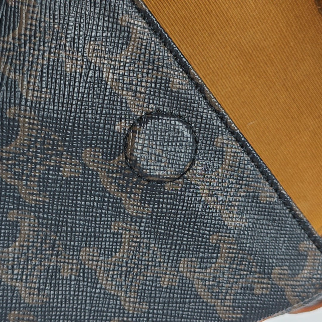 TRIANGLE Leather Multicolor