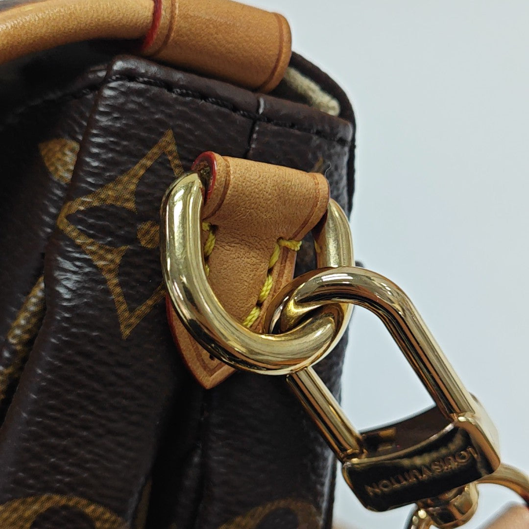 SAUMUR BB Monogram Coated Canvas Brown