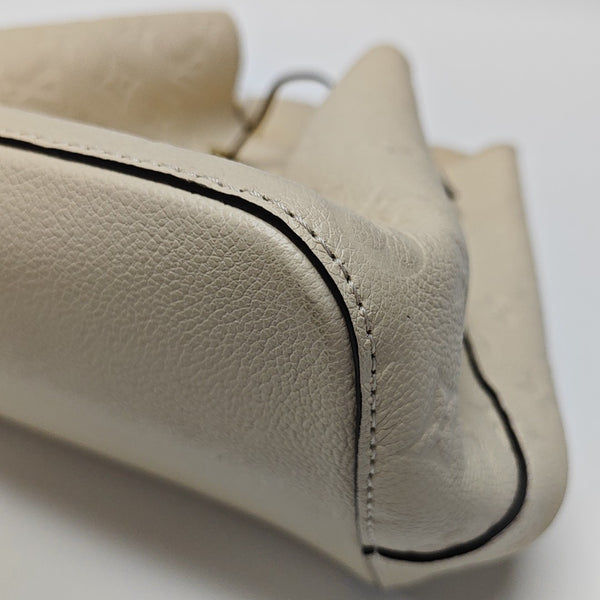 NÉONOÉ MM Monogram Calfskin White