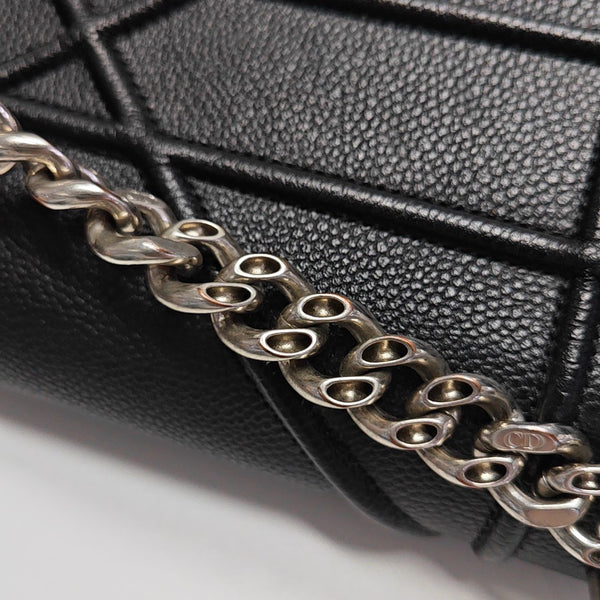 Diorama Medium Cannage Calfskin Black