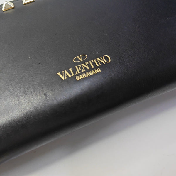Cartera Rockstud de piel de ternera negra