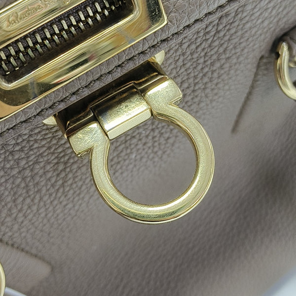 Lotty Medium Calfskin Beige