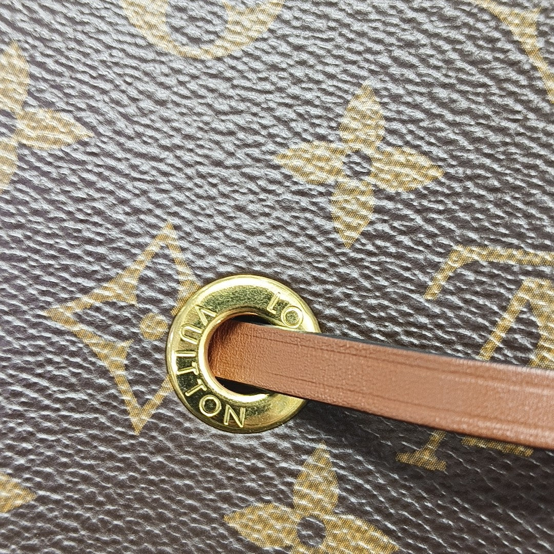 NÉONOÉ MM Monogram Coated Canvas Brown