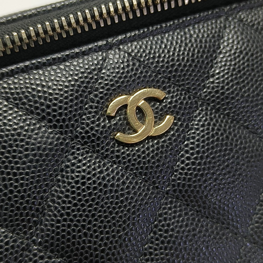 VANITY CASE Small Quilted Grained Calfskin Black
