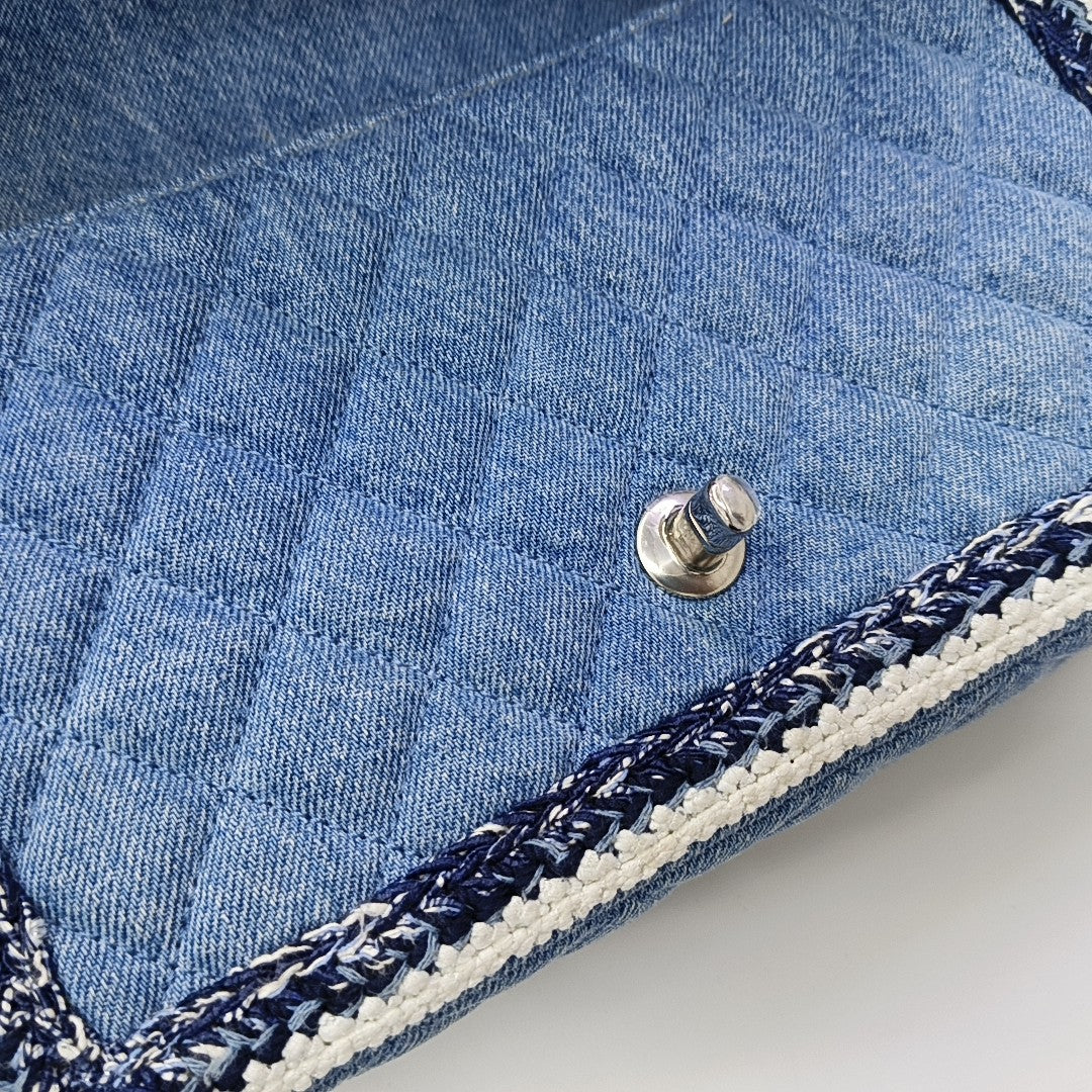 CLASSIC FLAP Small Quilted Denim Blue