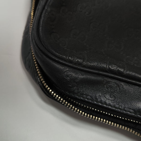 Signature Calfskin Black
