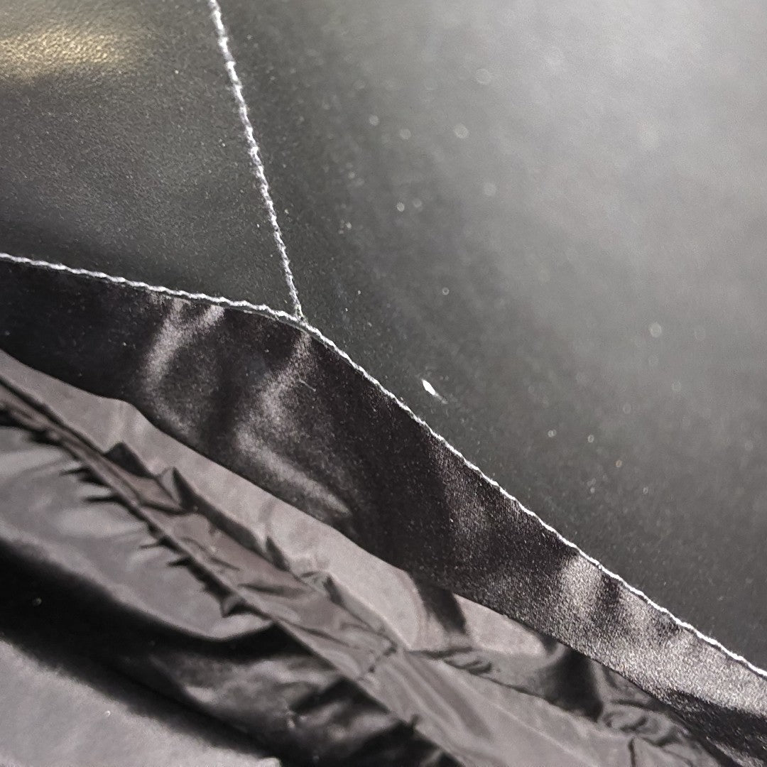 Hobo Calfskin Black