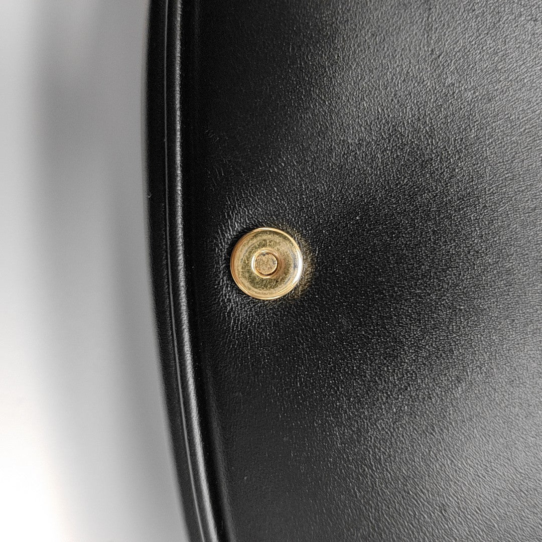 Authenticated pre-owned  Bobby Calfskin Black - Shoulder Bag at Looply