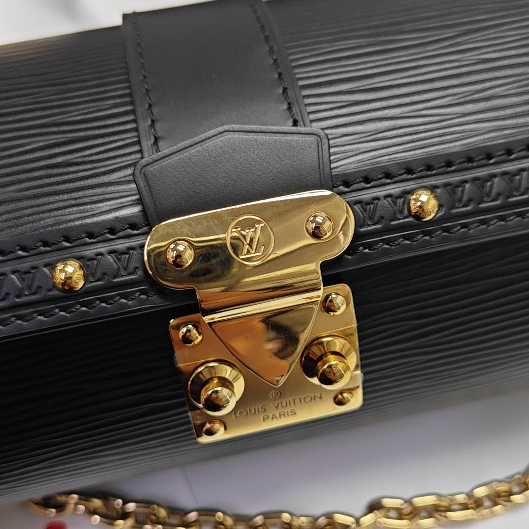 PAPILLON 19 Epi Black