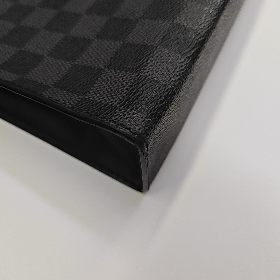 Pochette Voyag MM Damier Graphite Coated Canvas Gray