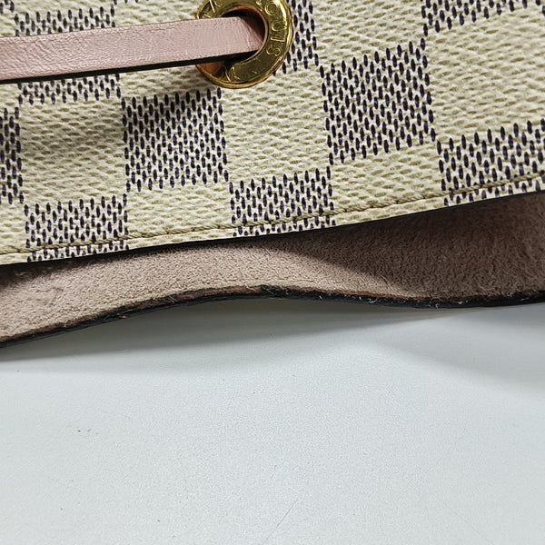 NÉONOÉ MM Damier Azur Coated Canvas White