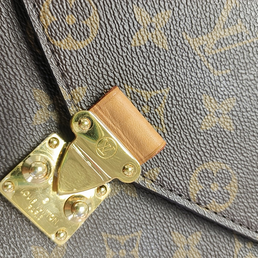 MÉTIS MM Monogram Coated Canvas Brown