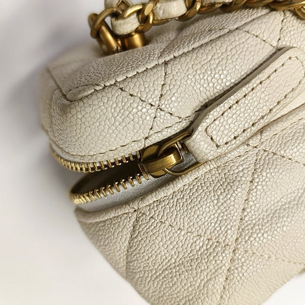 Quilted Grained Calfskin White