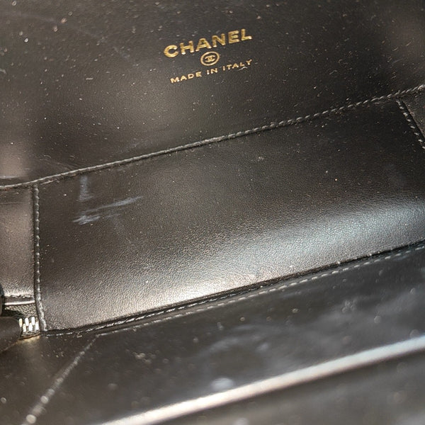 Quilted Grained Calfskin Shoulder Bag Black